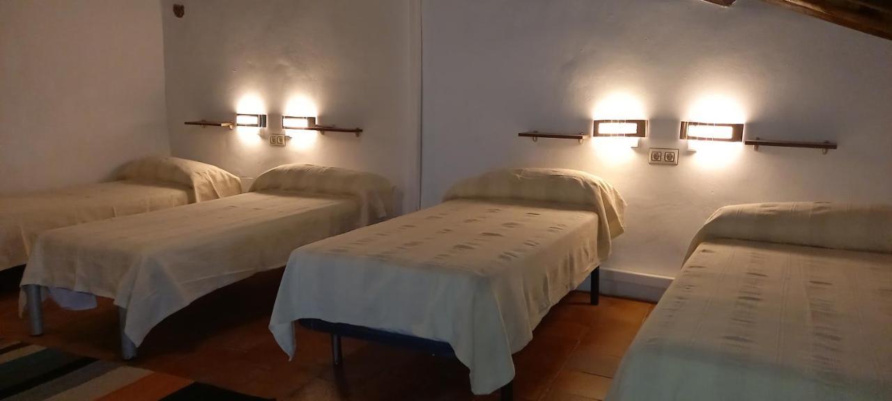 Albergue Turistico "San Blas" De Oliva De Plasencia Esterno foto